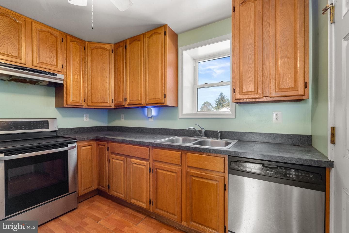 1010 Frenchtown Road photo 11