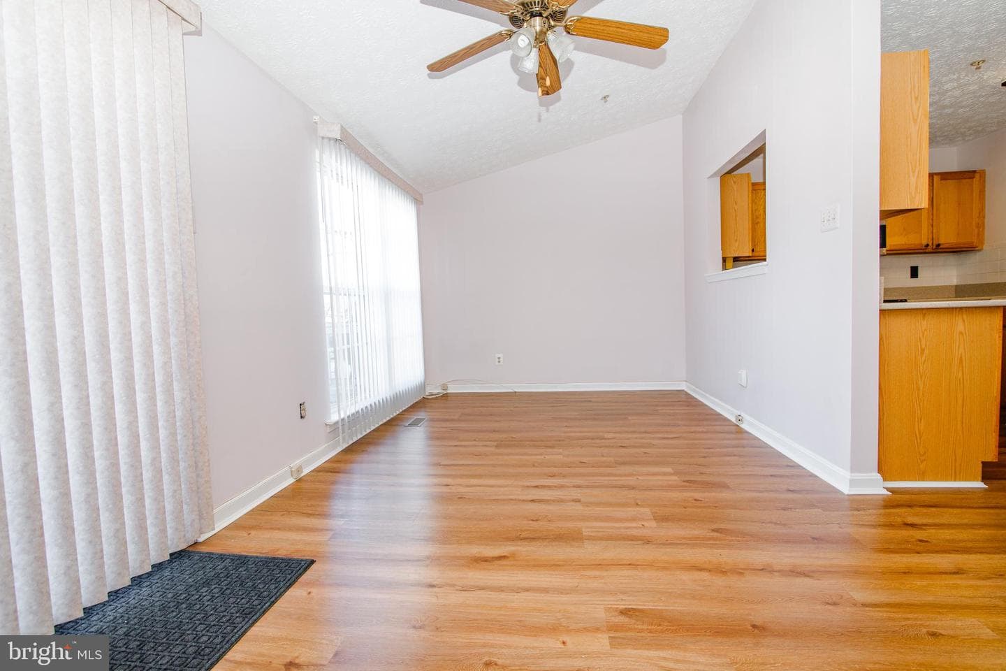 504 Buttonwoods Road photo 8