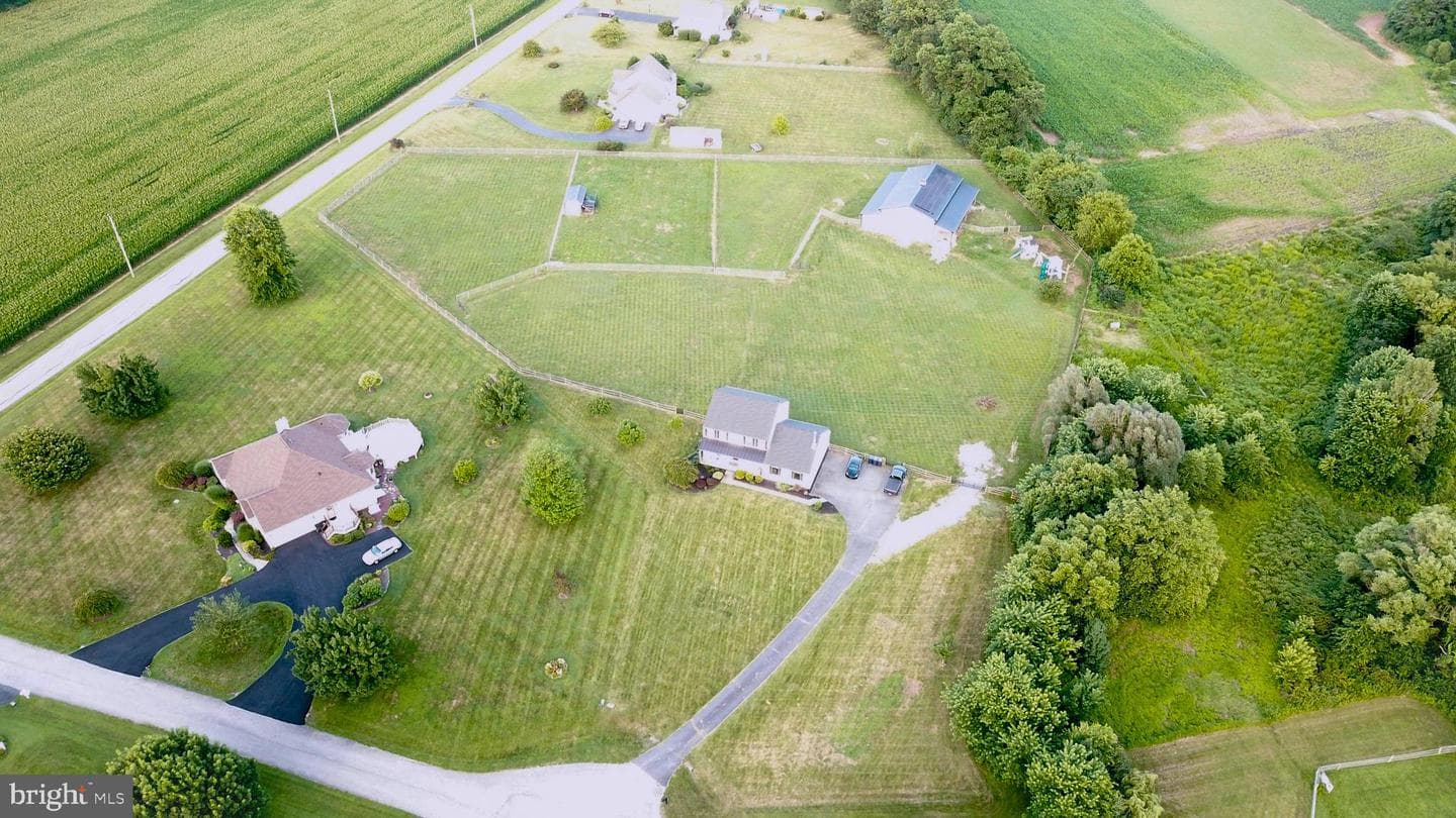 32 Townsend Court photo 61