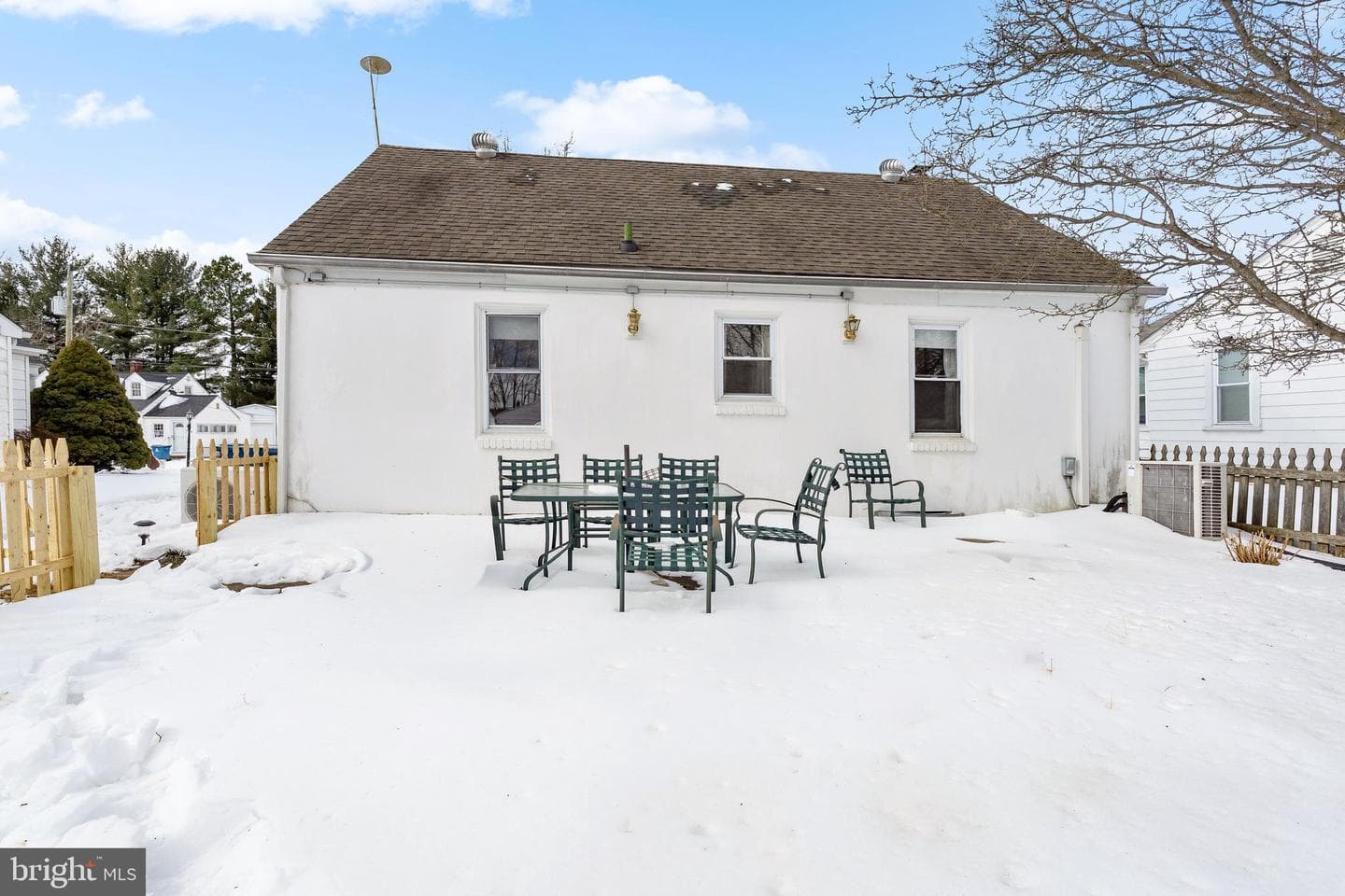 304 Hollingsworth Street photo 21