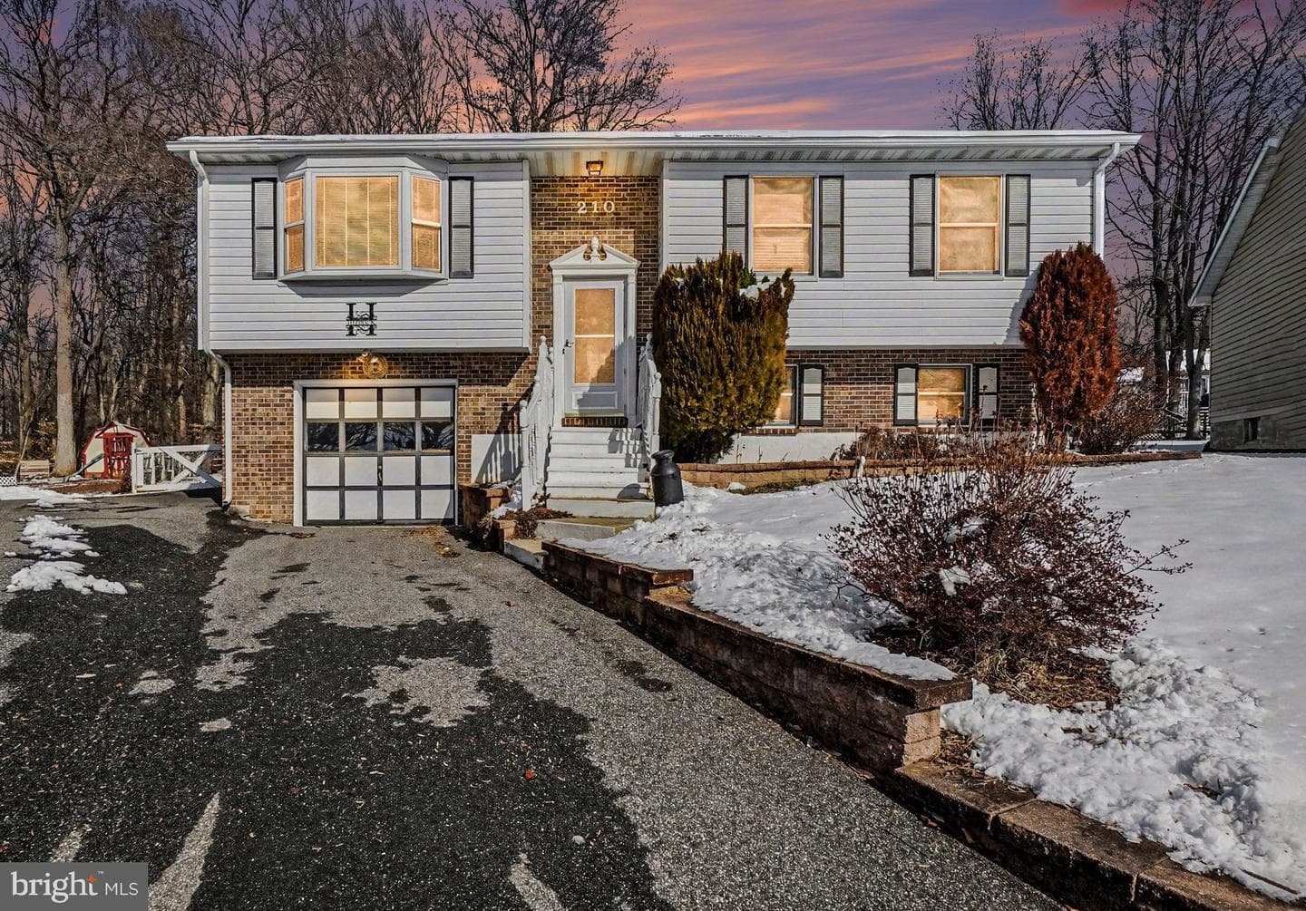 210 Bruce Court photo 1