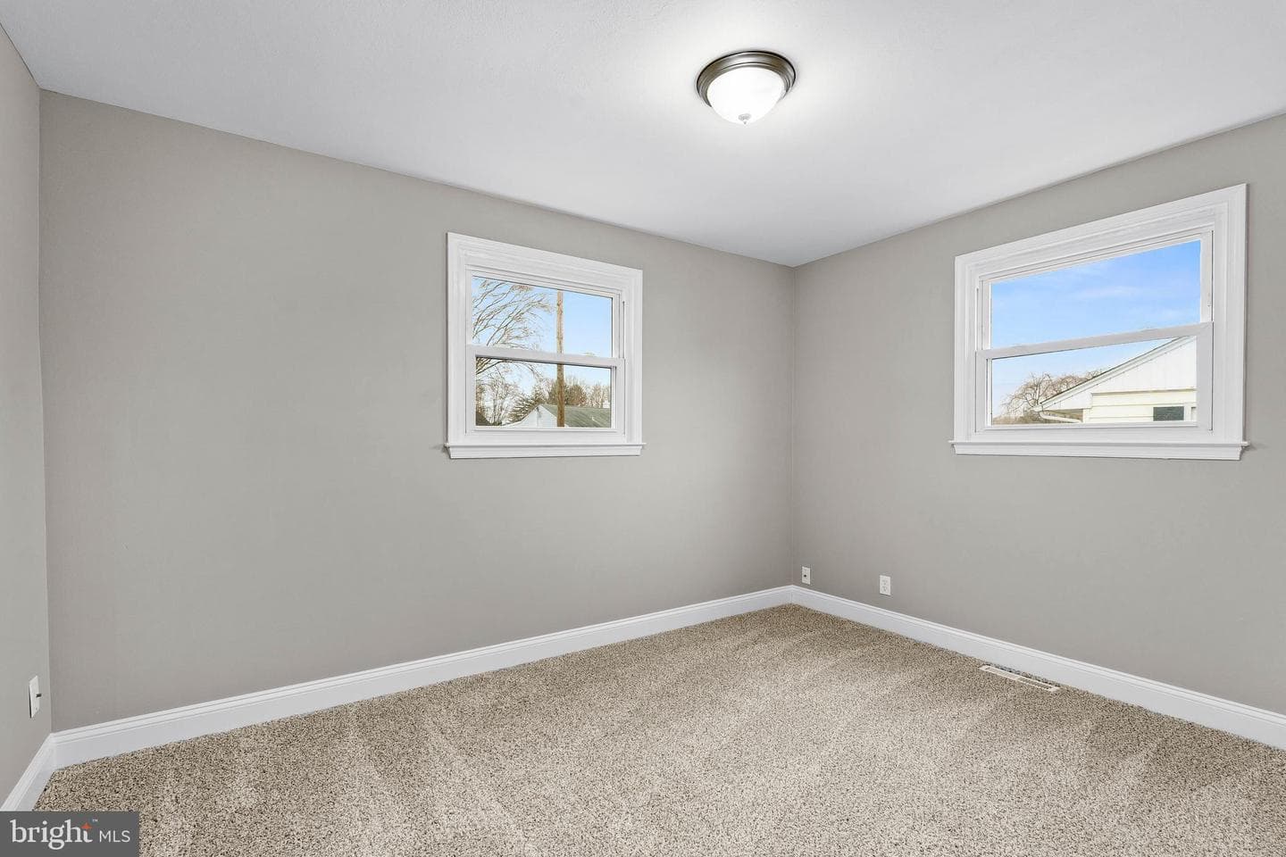 213 Locust Lane photo 18