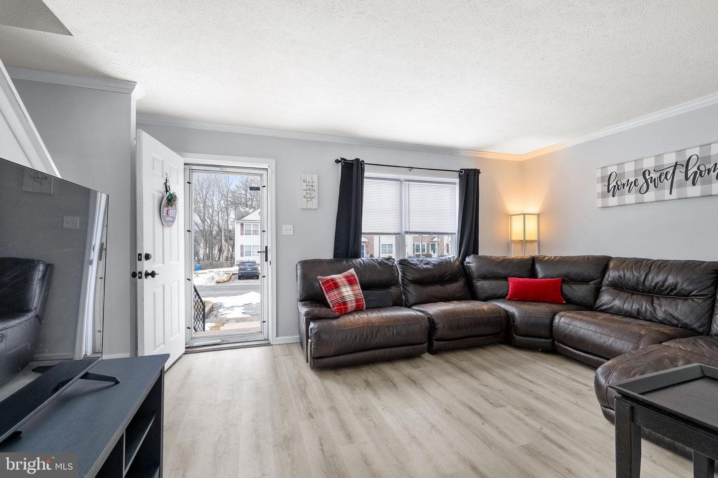 135 Mahogany Drive photo 5