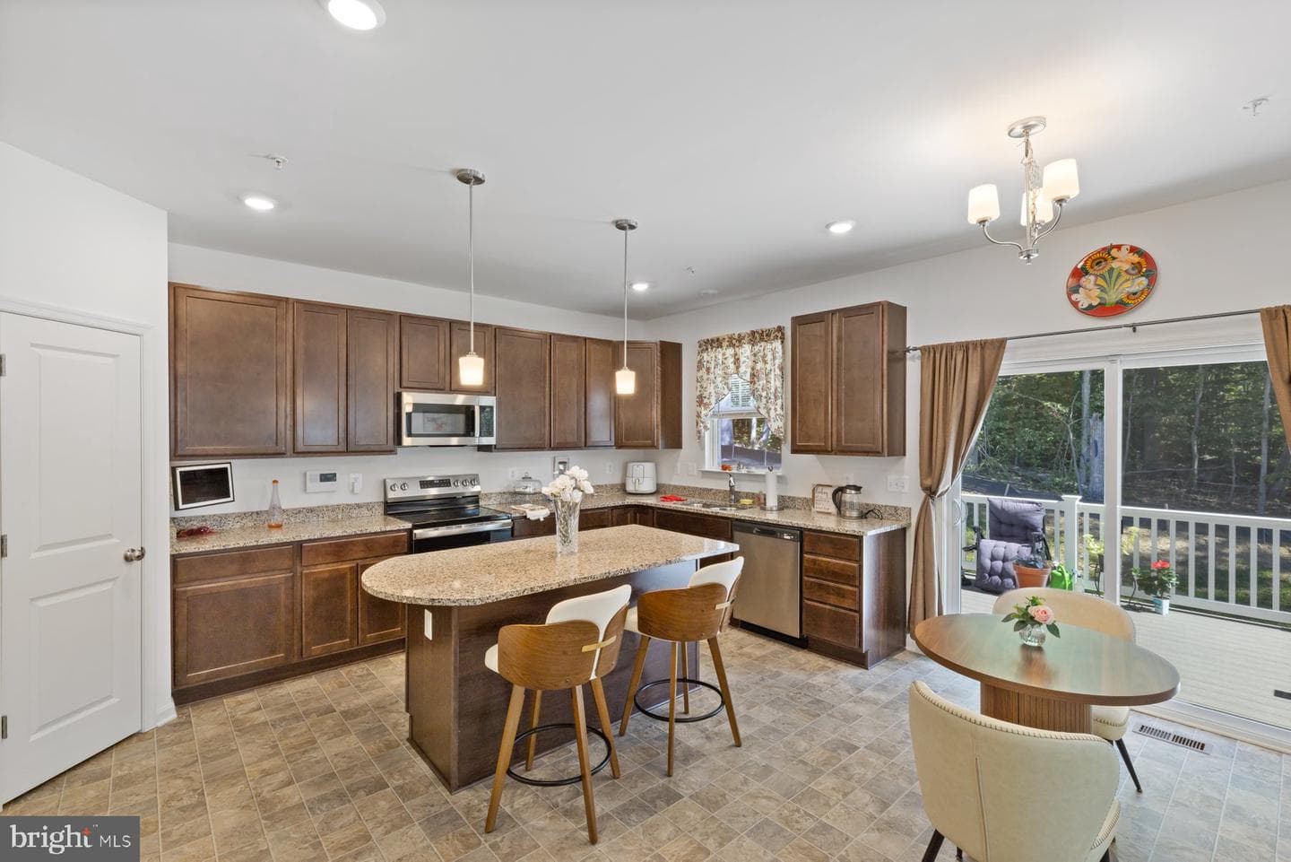18 Madison Paige Dr photo 9