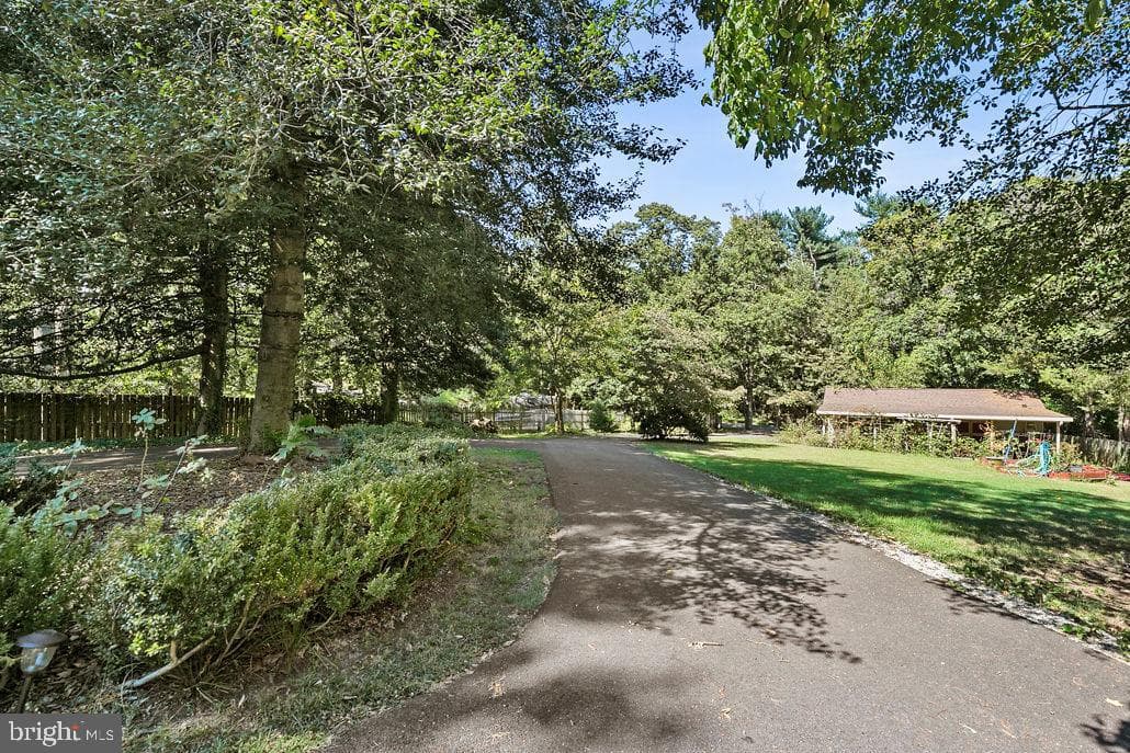 1348 Carpenters Point Road photo 32