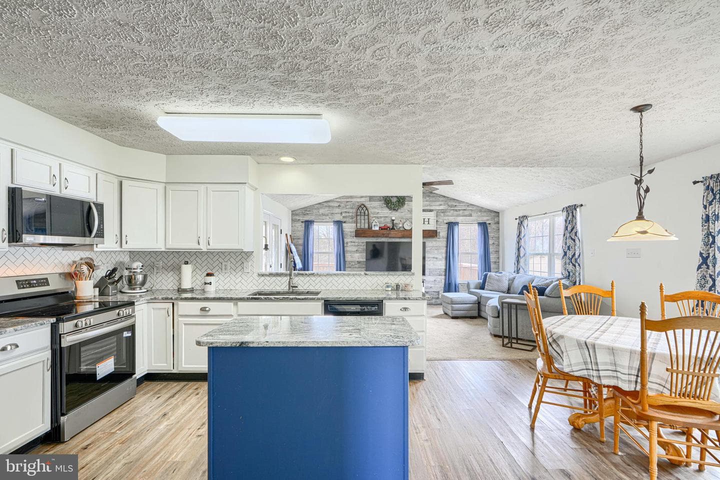 35 Coulson Drive photo 12