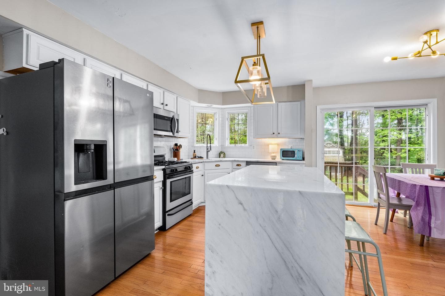 221 Bennie Drive photo 6