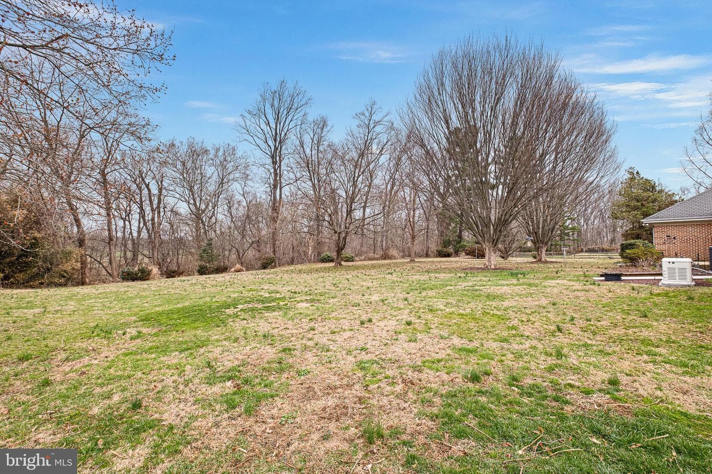 185 Riverside Drive photo 52