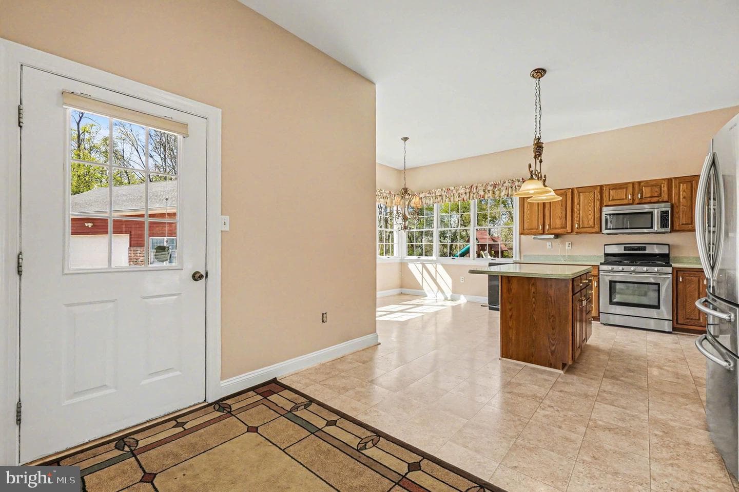 721 Knight Island Road photo 40
