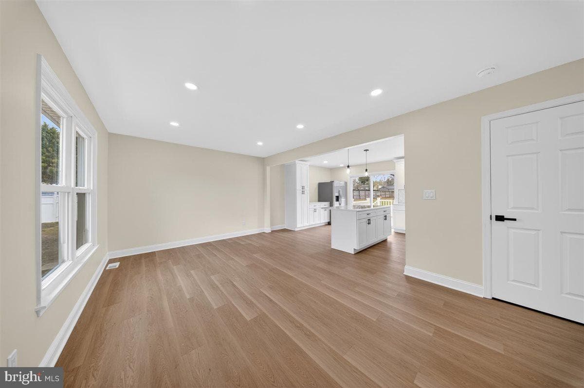 148 Windmill Road photo 6