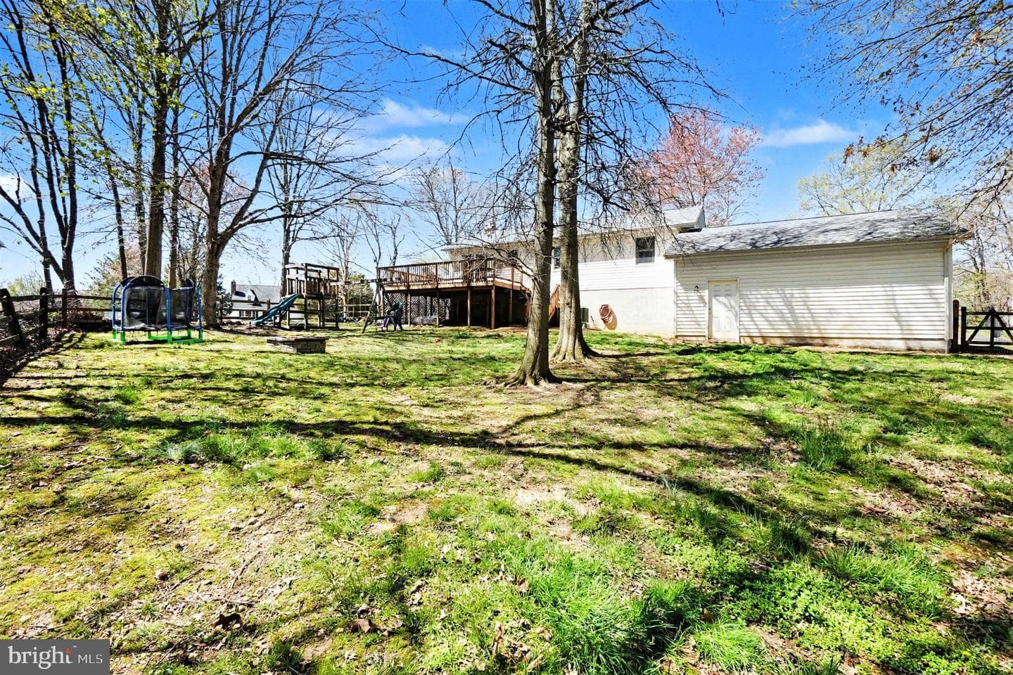 107 White Pine Circle photo 37