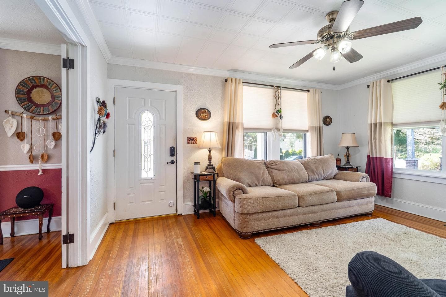 313 E Cecil Avenue photo 5