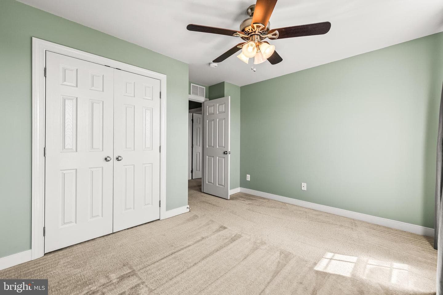 111 Antego Drive photo 37