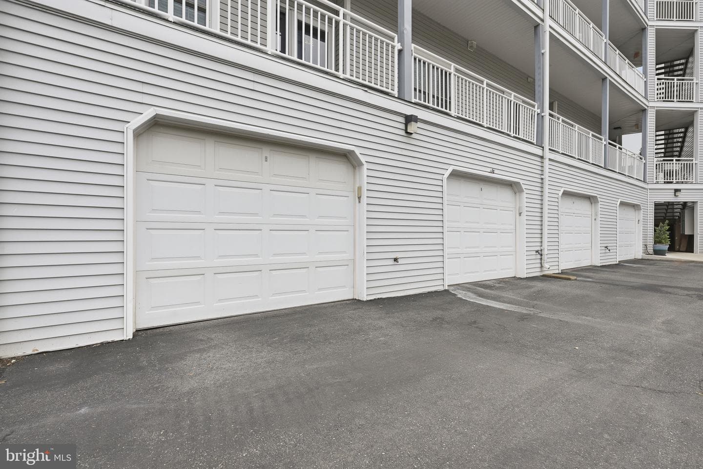 110 Rowland Drive photo 27