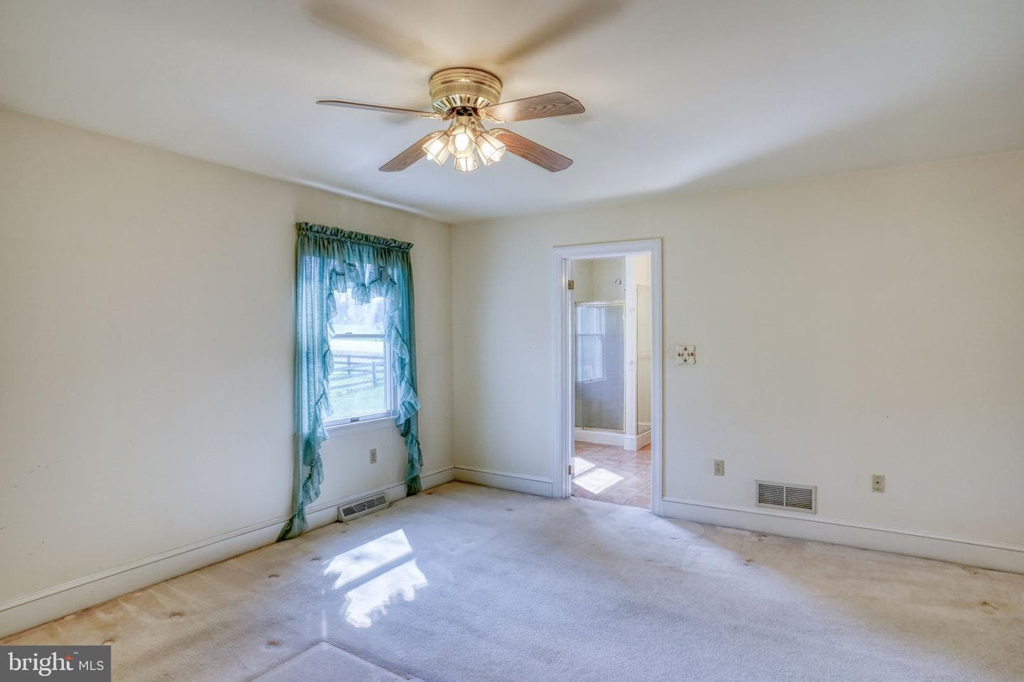 3123 Telegraph Road photo 36