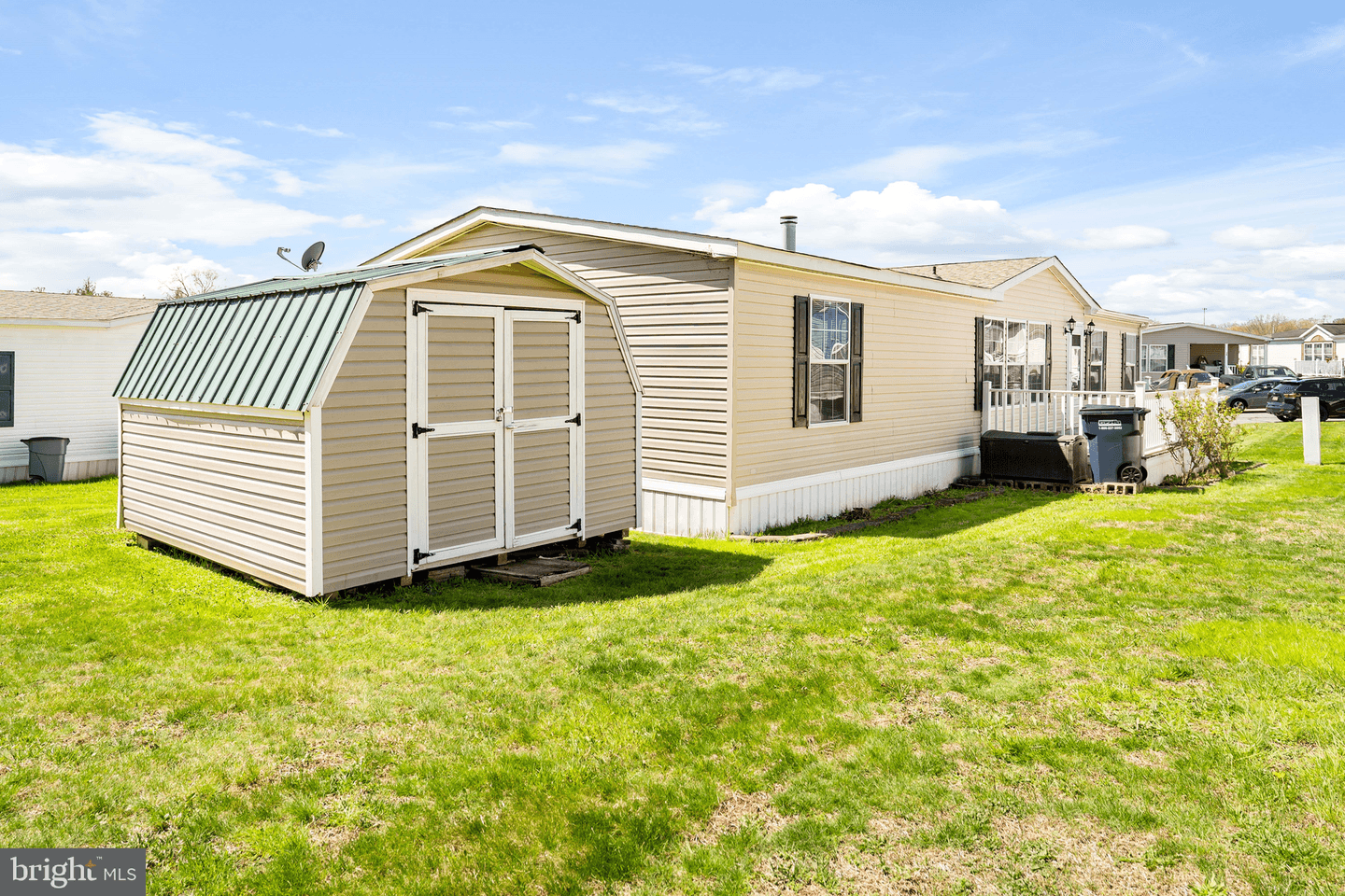 53 Queen Eleanor Drive photo 23
