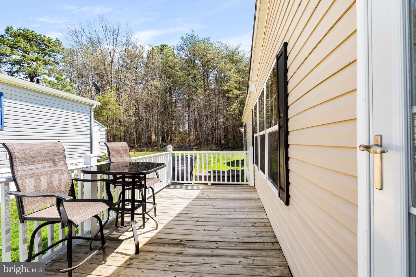 53 Queen Eleanor Drive photo 4