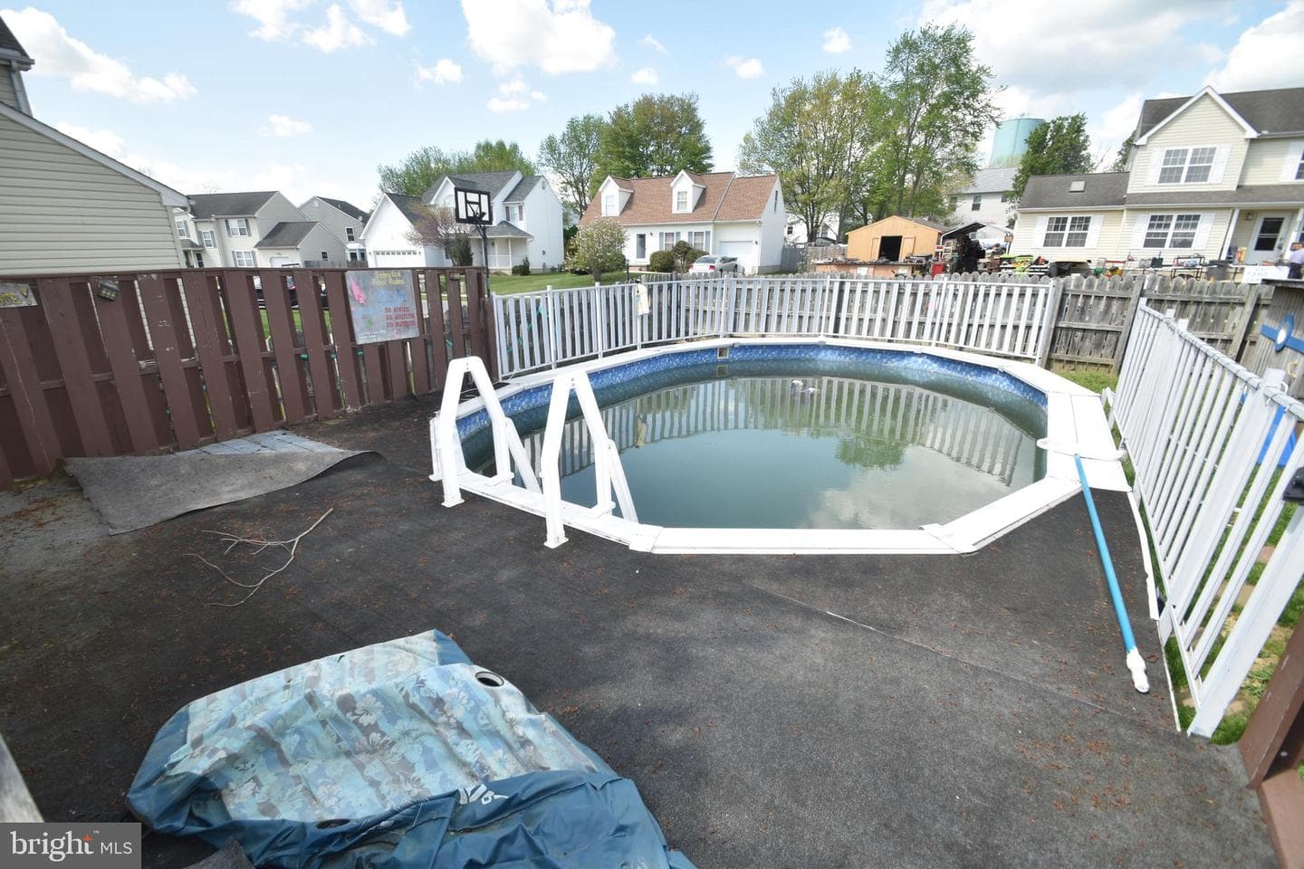 107 Chestnut Dr photo 45