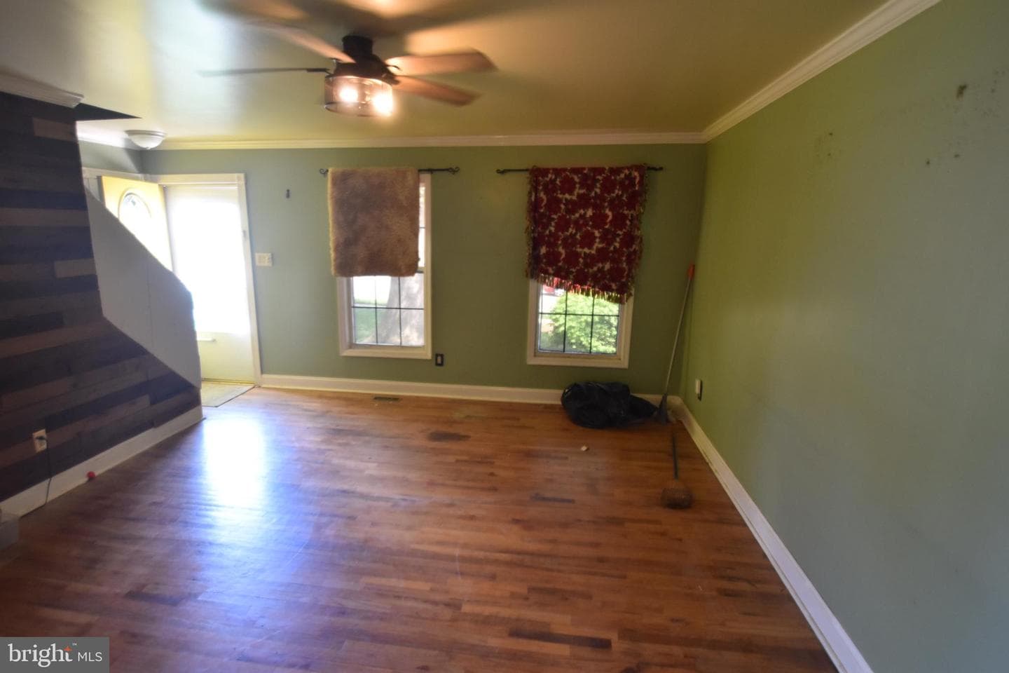 107 Chestnut Dr photo 5