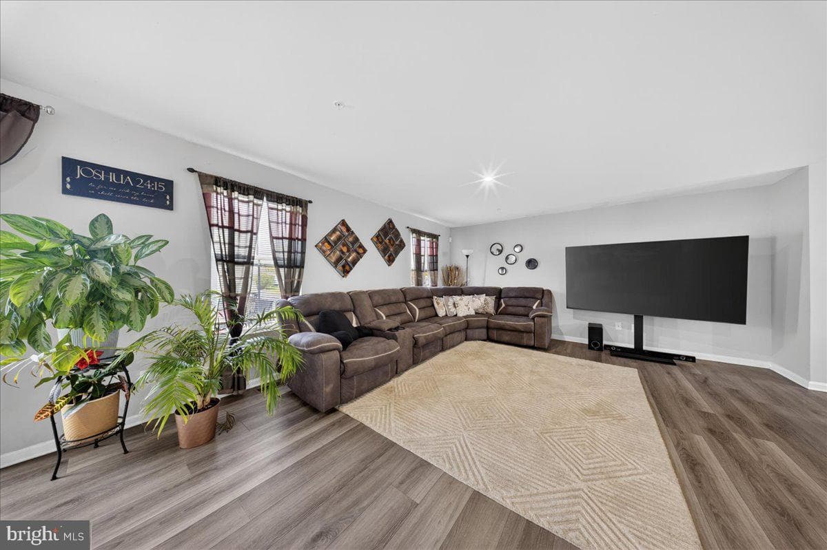 2 Ridgely Forest Drive photo 6