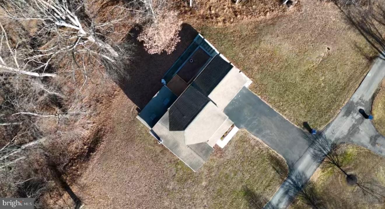 64 Barnett Drive photo 30