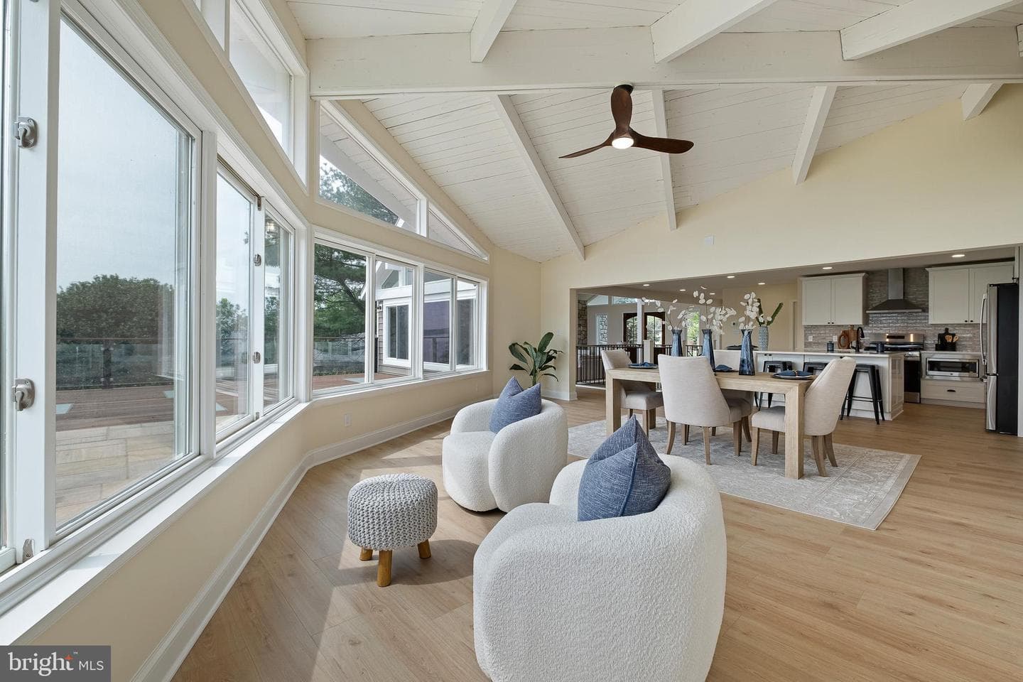 192 Rolling Avenue photo 27