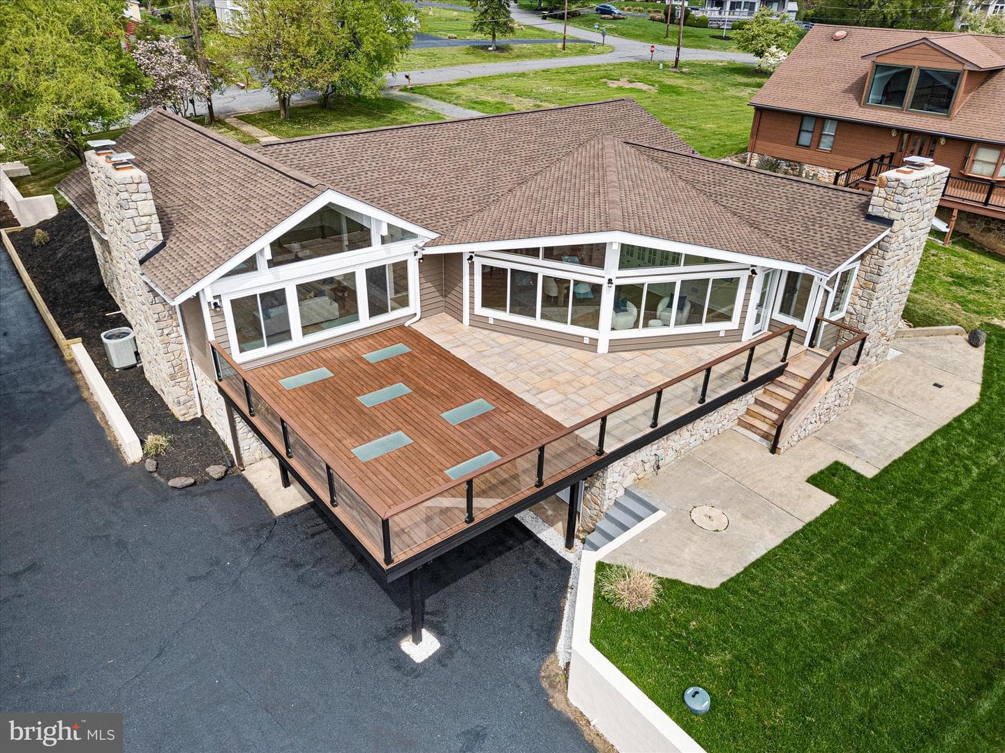 192 Rolling Avenue photo 67