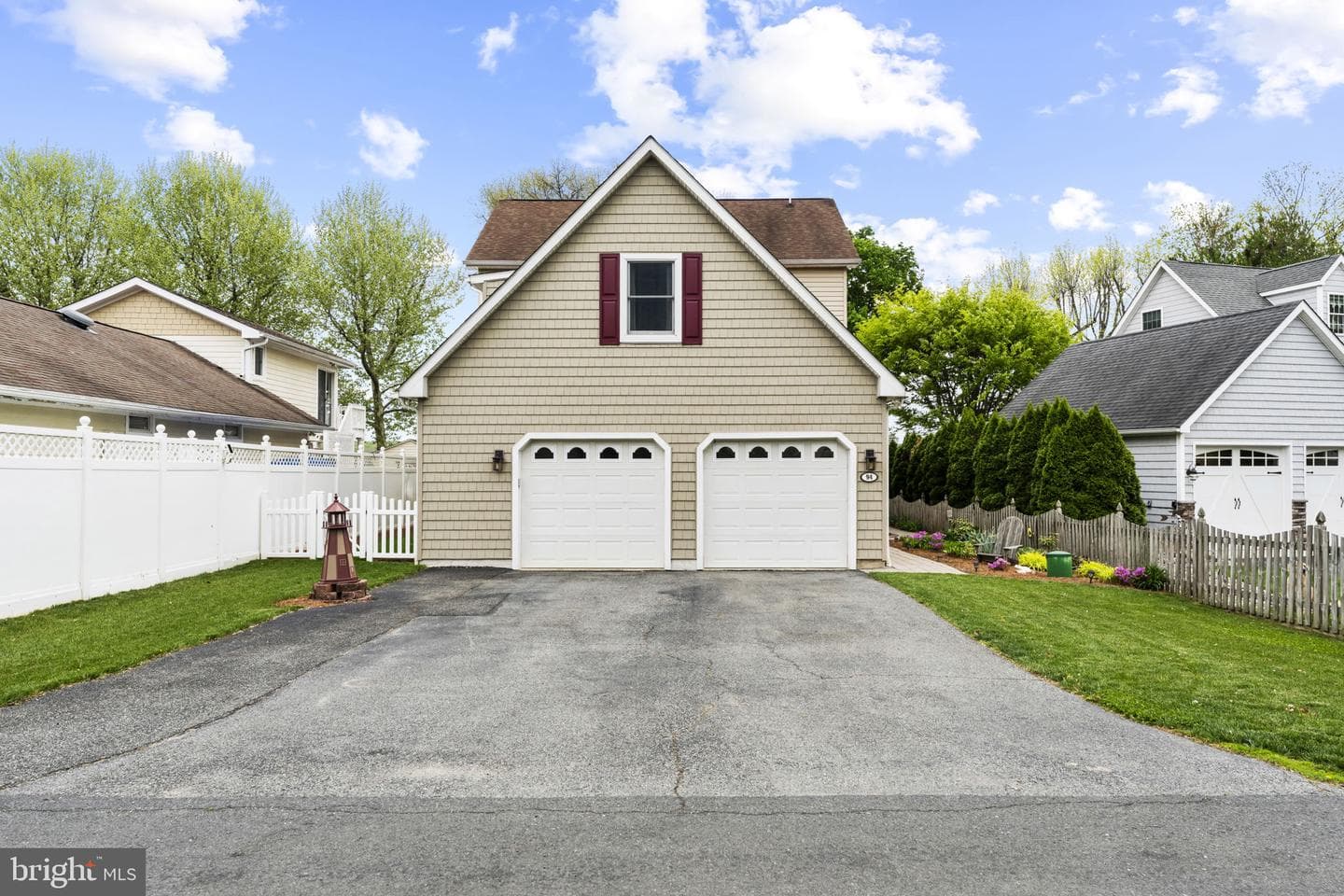 94 Crescent Lane photo 59