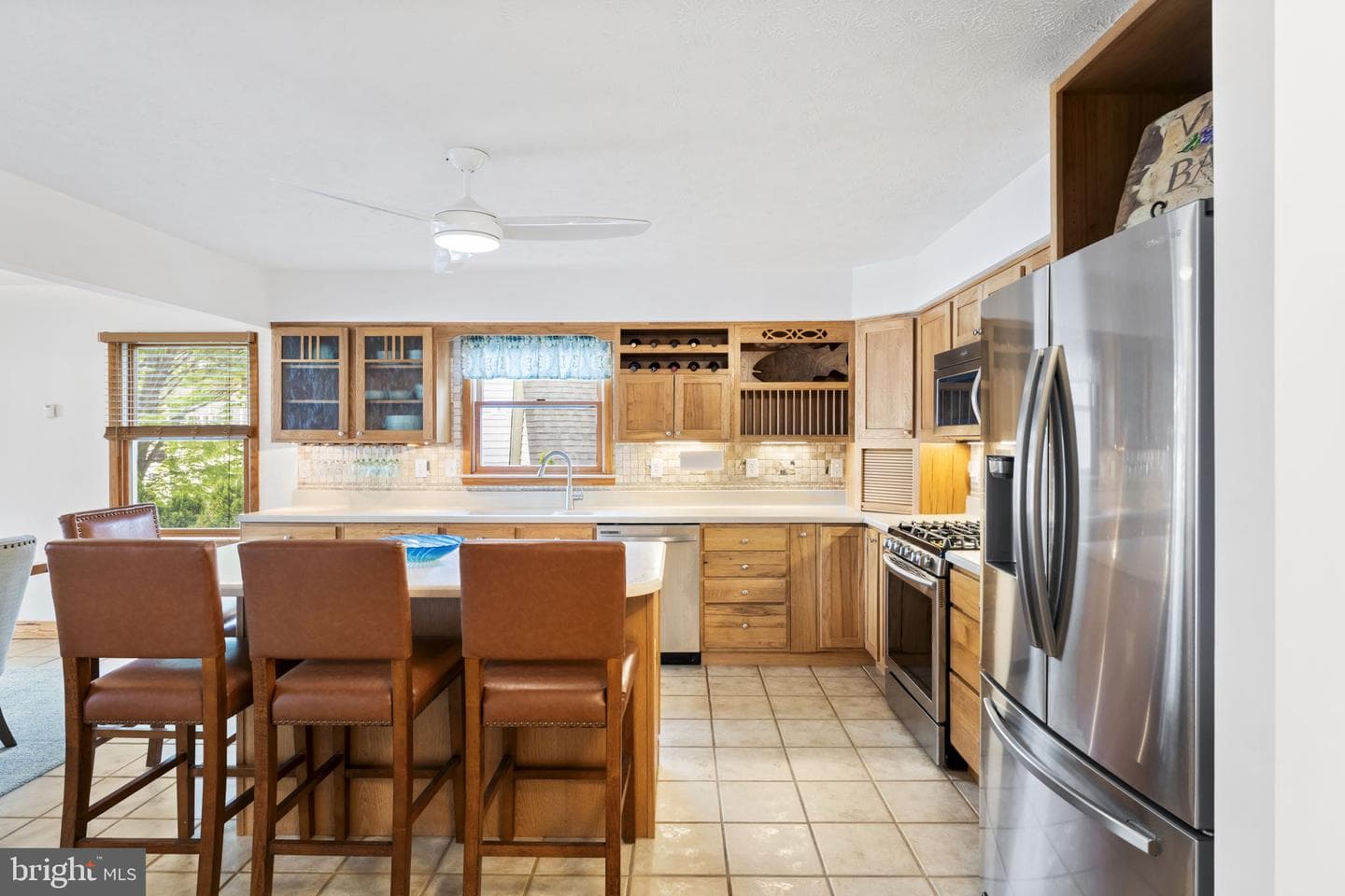 94 Crescent Lane photo 9