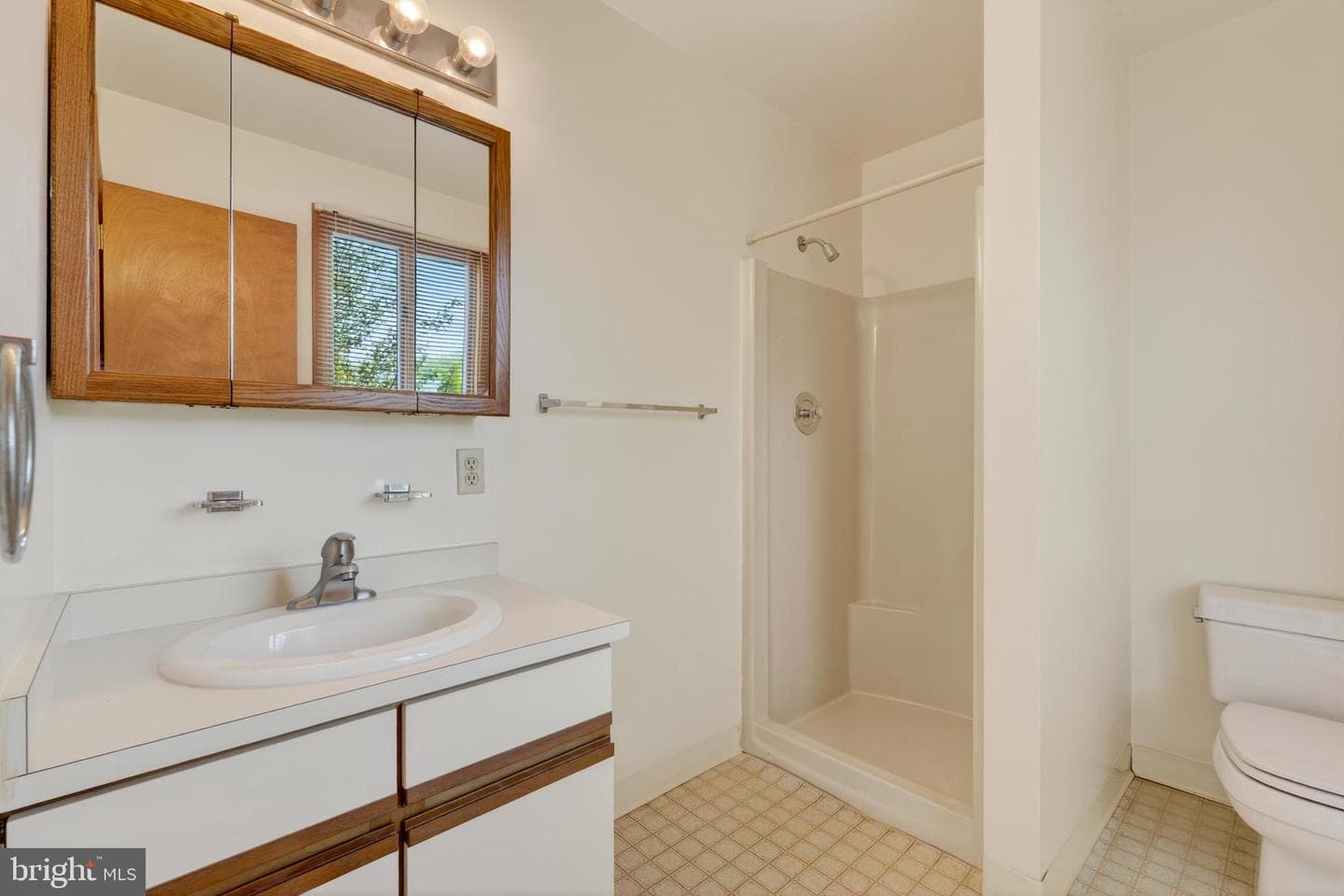 9 Drake Road photo 24