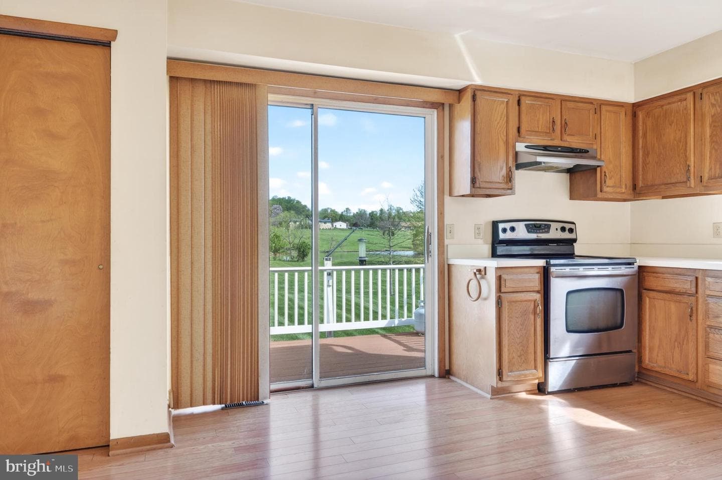 9 Drake Road photo 5