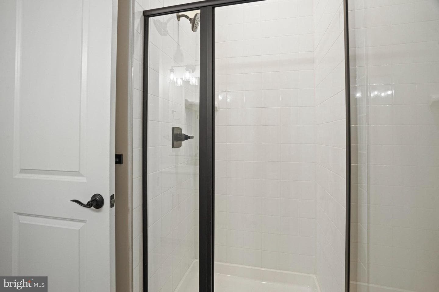 120 Catalpa Drive photo 11