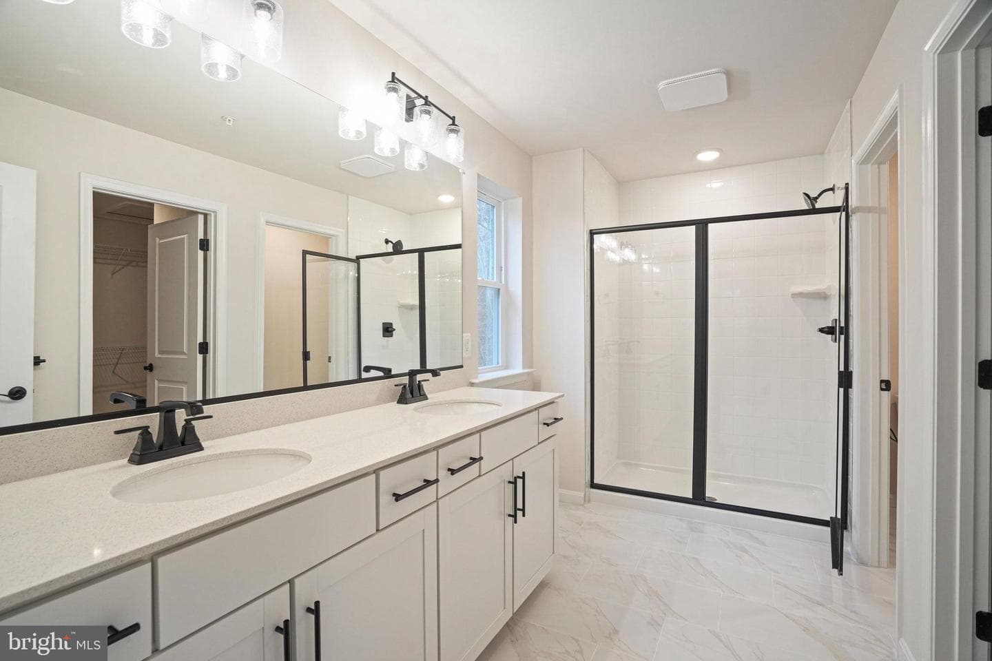 120 Catalpa Drive photo 36
