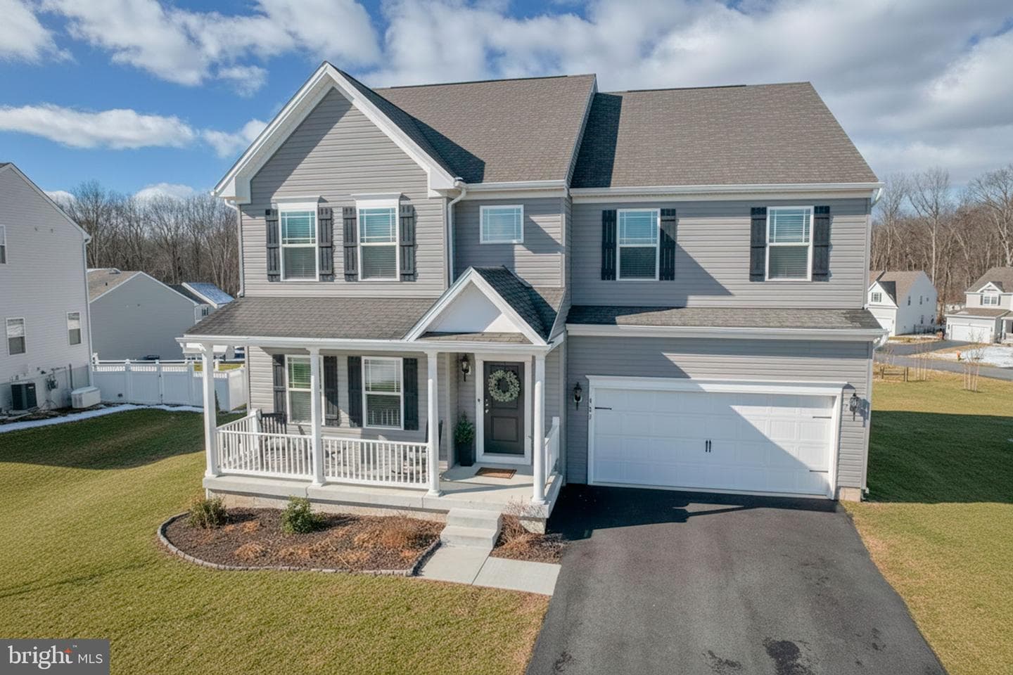 103 Fred Dr photo 3