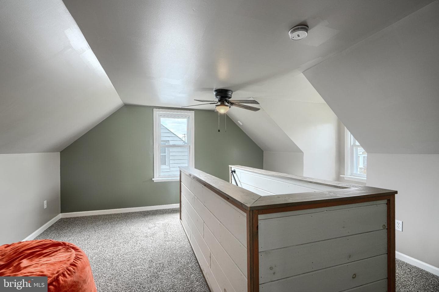 110 W Pearl Street photo 21
