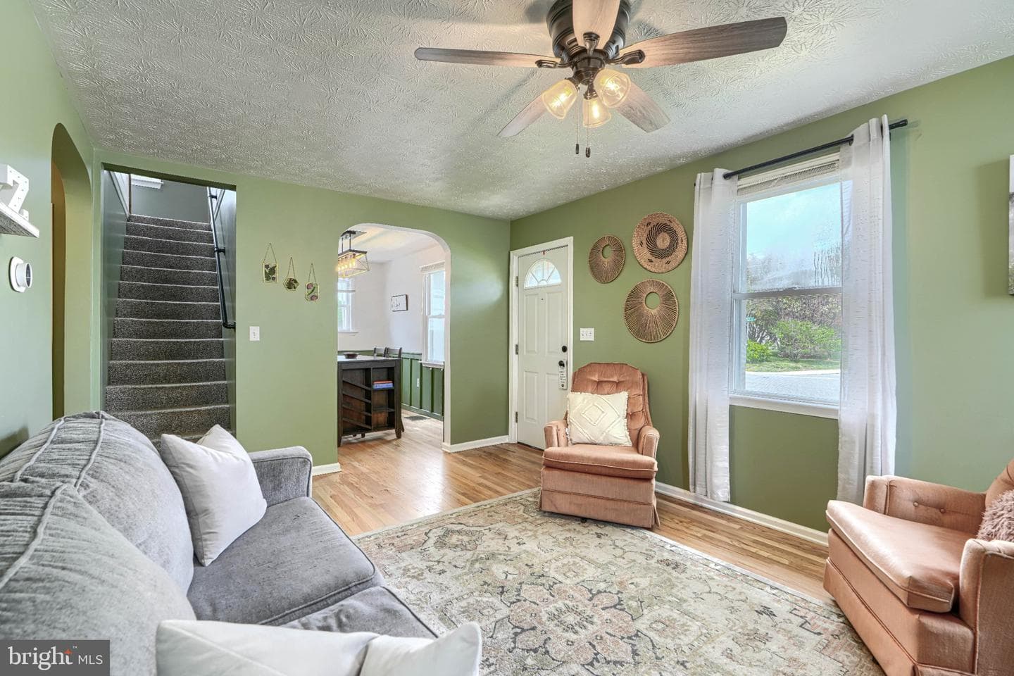 110 W Pearl Street photo 5