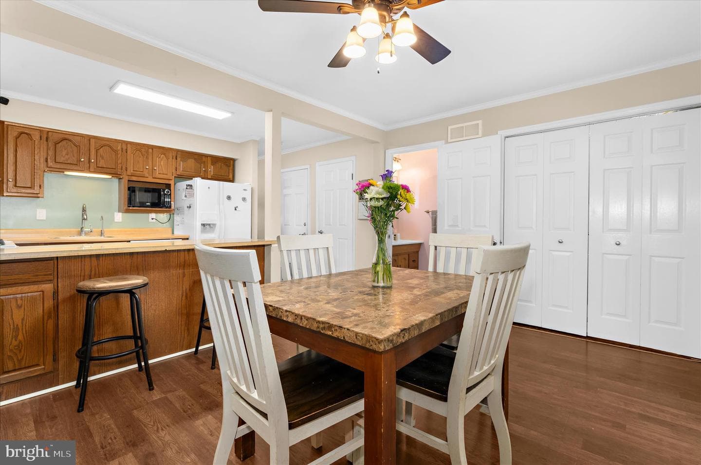 12 Leeward Court photo 7