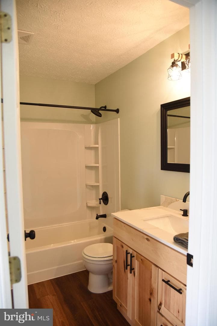 102 Maple Leaf Drive photo 28