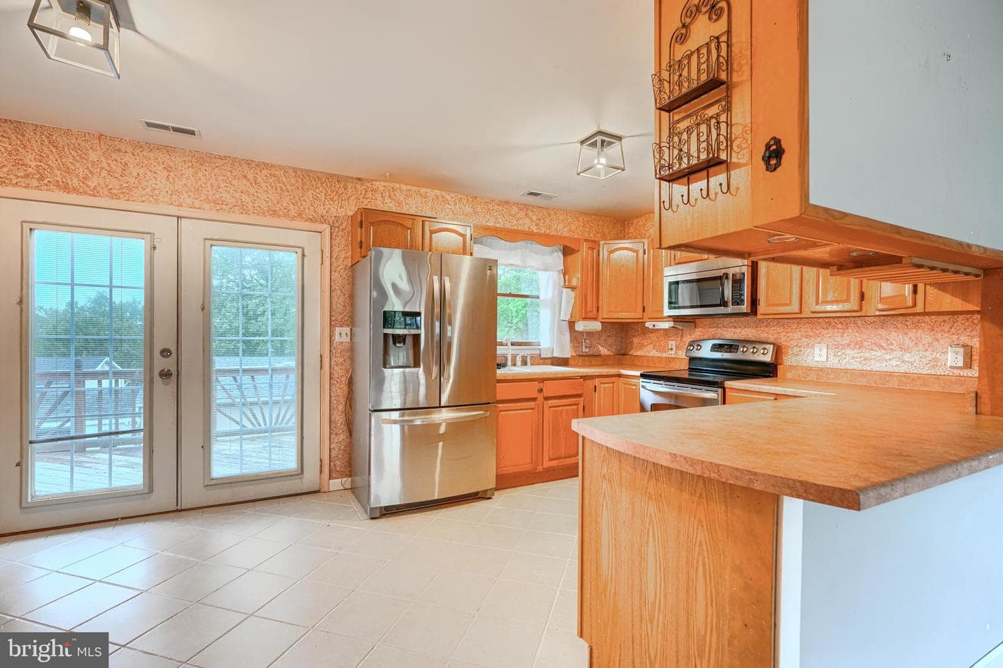 708 Gray Mount Circle photo 10