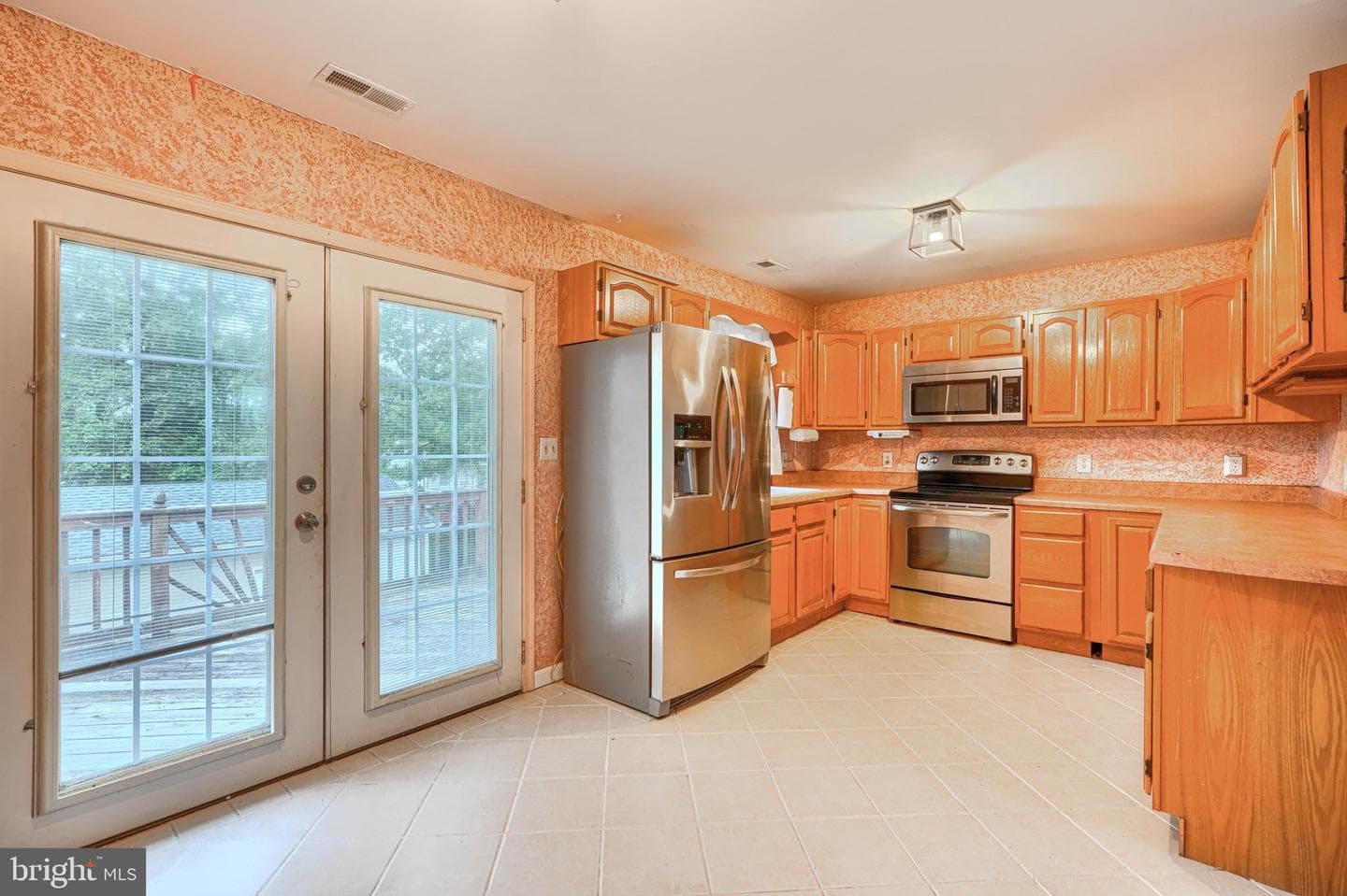 708 Gray Mount Circle photo 12