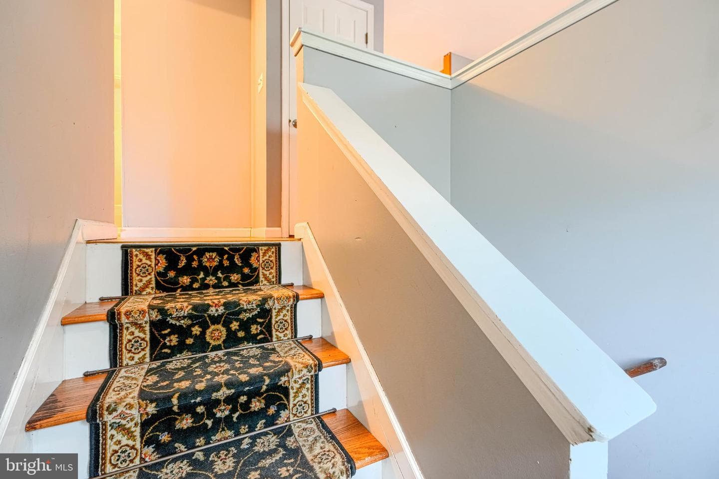 708 Gray Mount Circle photo 4