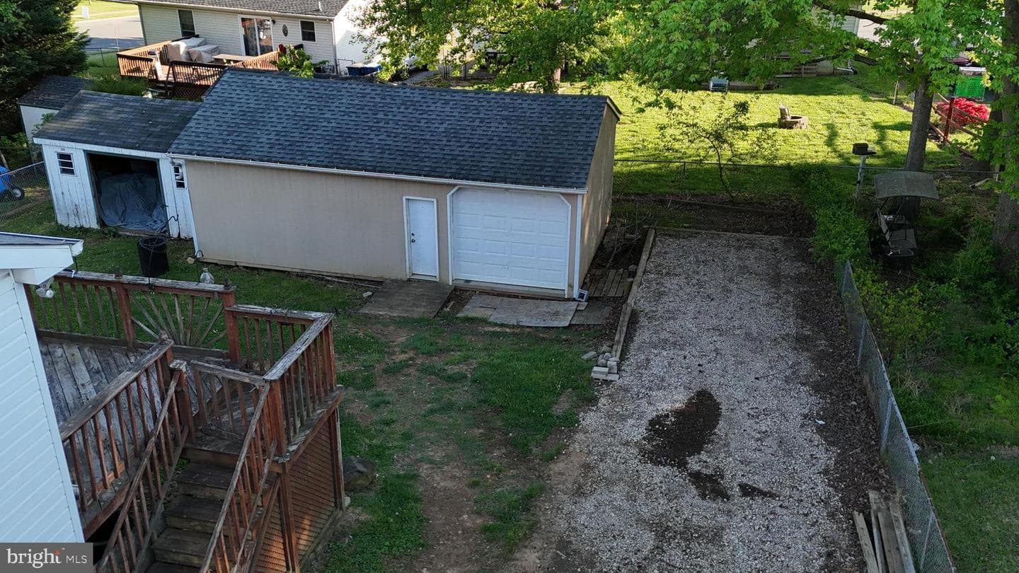 708 Gray Mount Circle photo 40