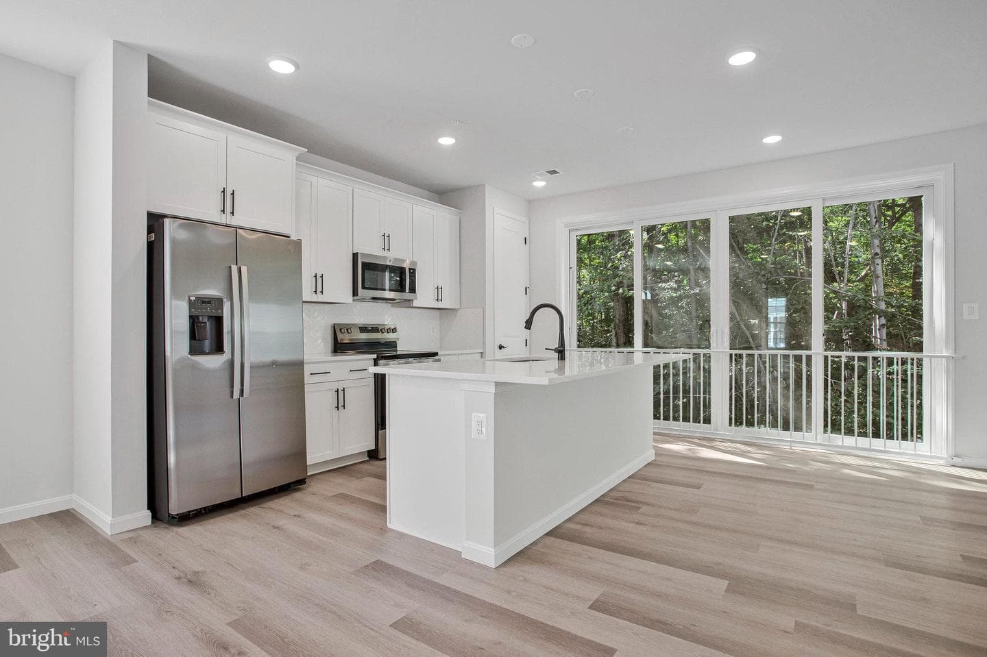 96 Catalpa Drive photo 13