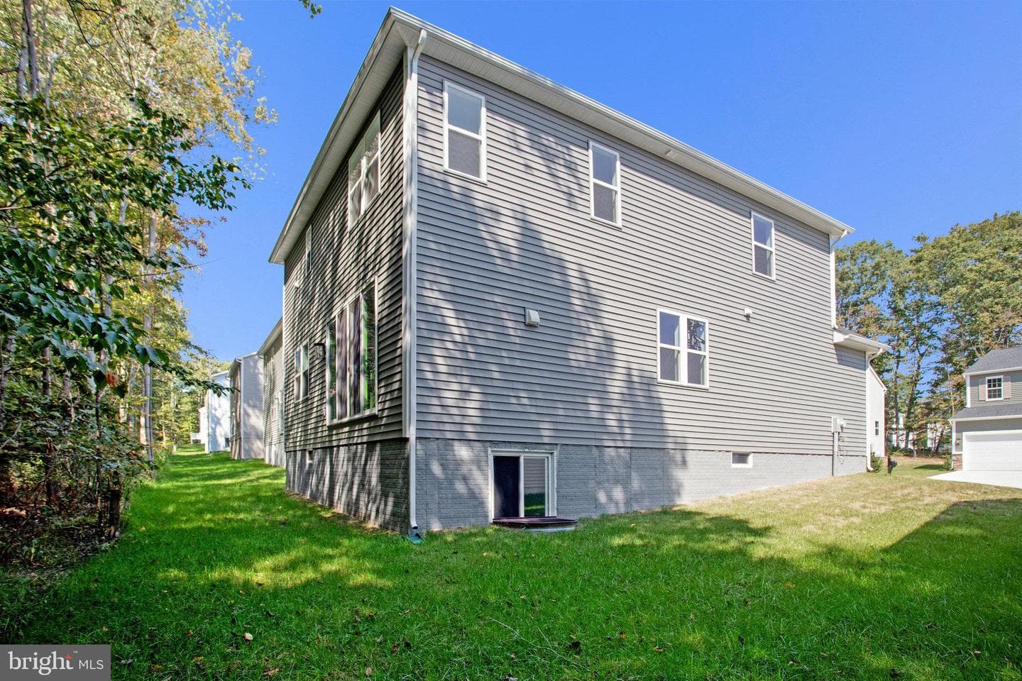 96 Catalpa Drive photo 40