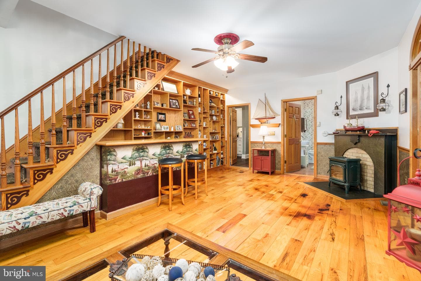 246 Biddle Street photo 10