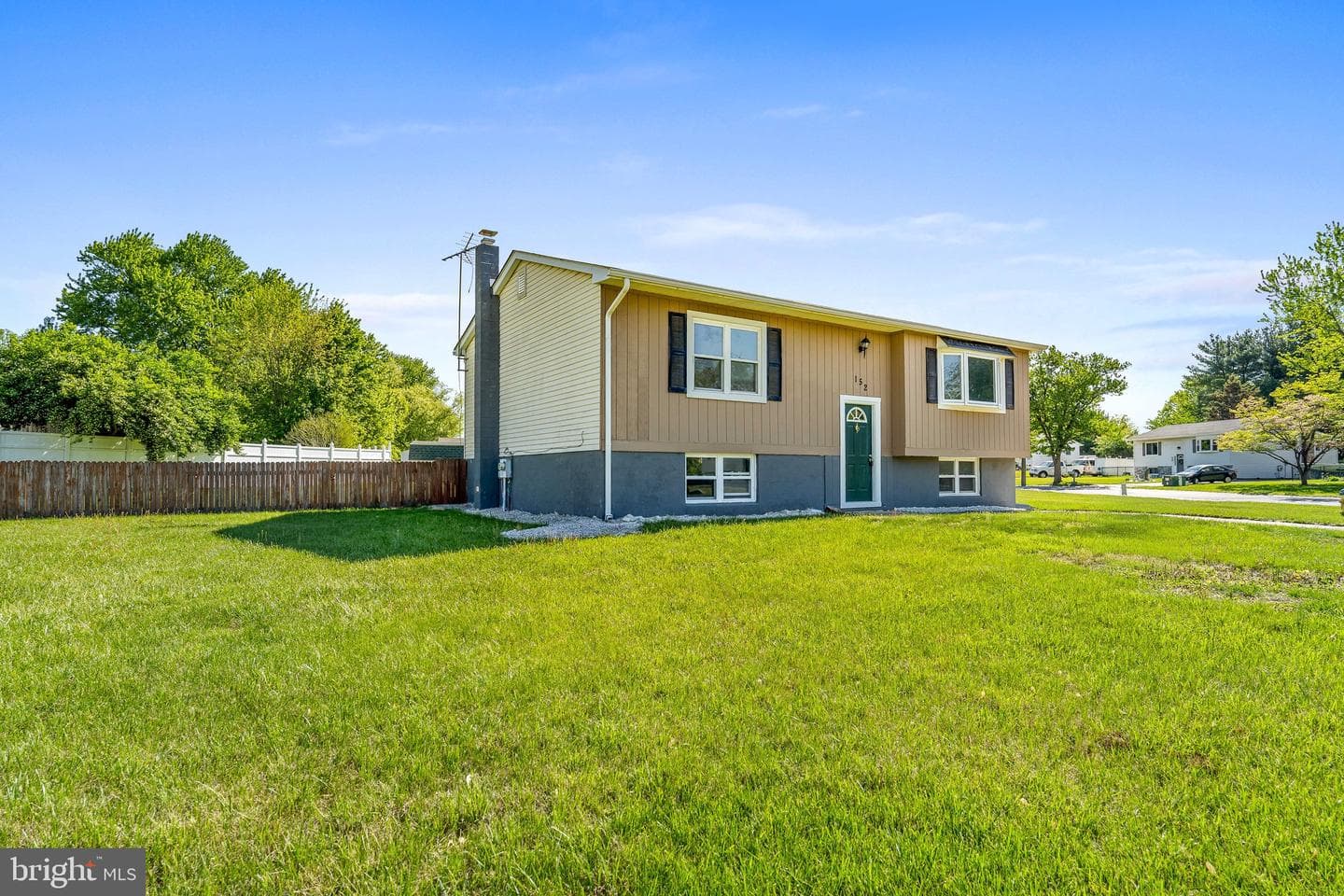 152 S Tartan Drive photo 3
