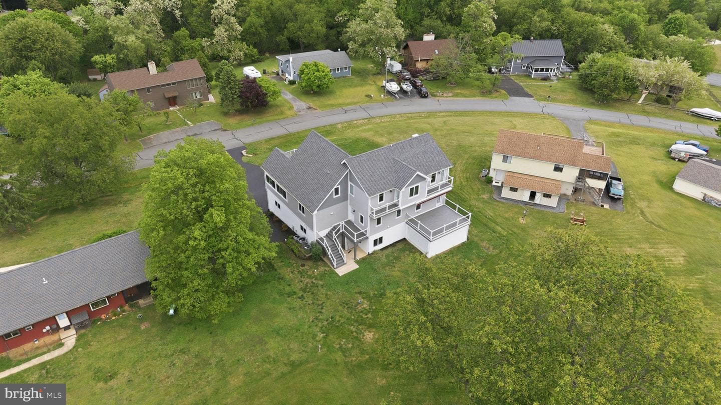 160 Cliffview Drive photo 18