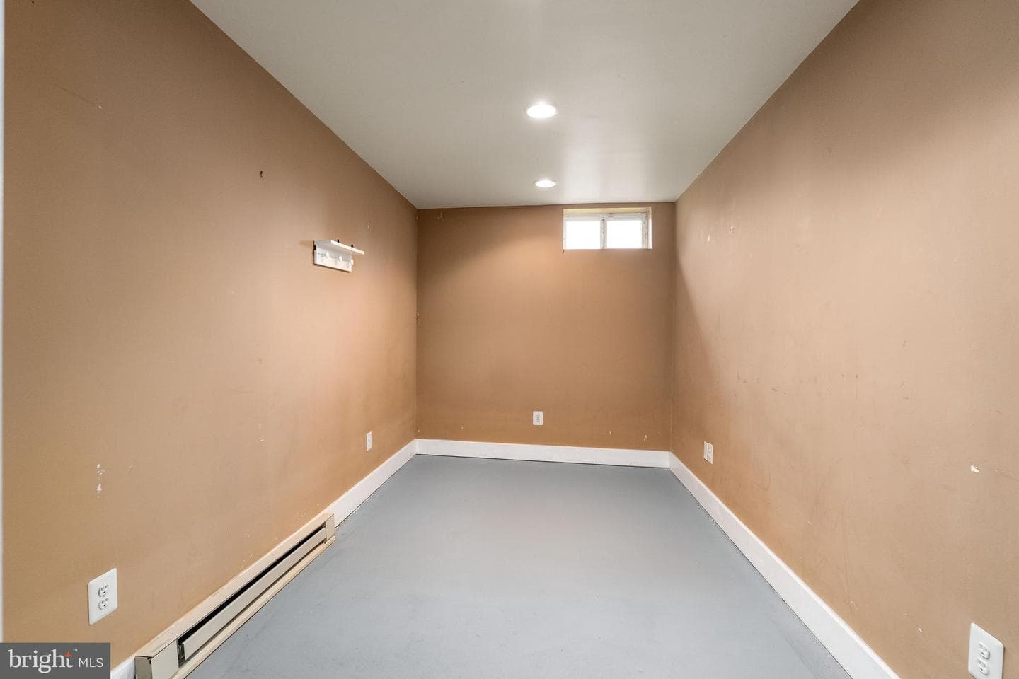 146 Manchester Drive photo 27