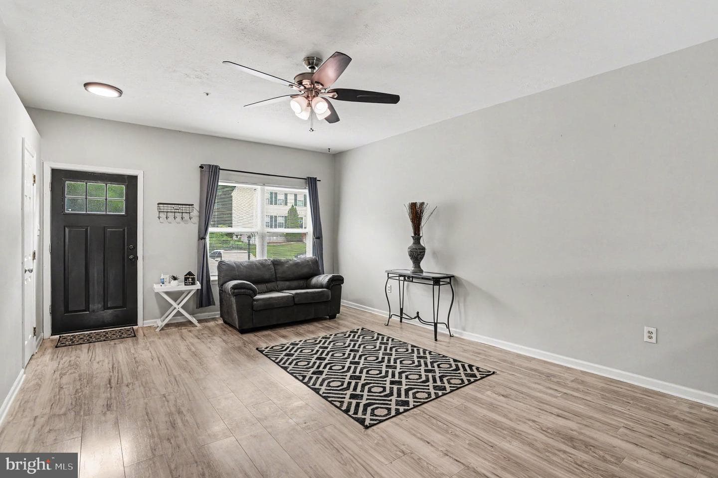 122 Cherry Tree Lane photo 3