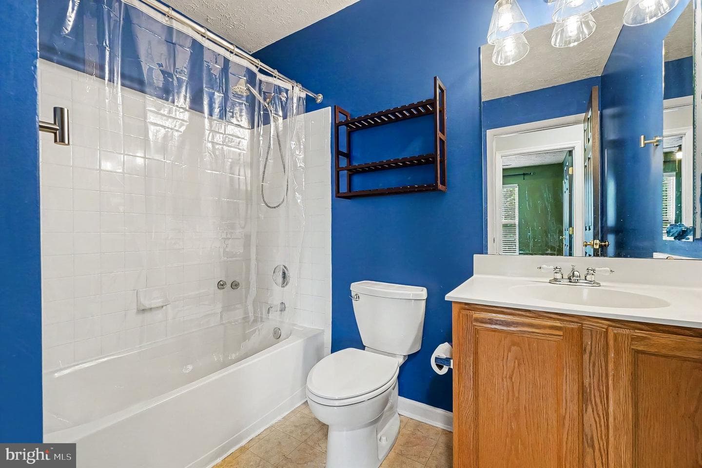 504 E Craighill Channel Drive photo 13
